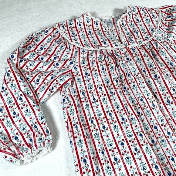 Lanz Of Salzburg Other - Lanz of Salzburg Womens L Tyrolean Flannel Nightgown Floral Stripe Hearts Lace